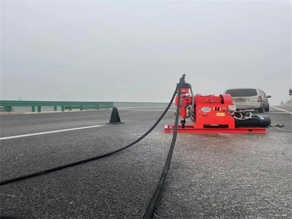 灵丘马路路基路面开裂下沉注浆加固灌浆