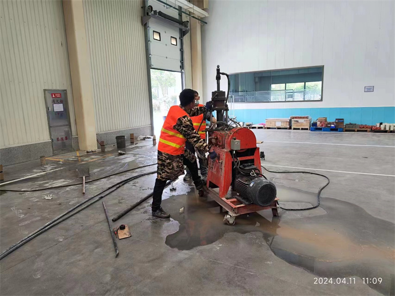 灵丘厂房地面下沉塌陷注浆加固施工